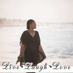 Meet your Posher, Steph